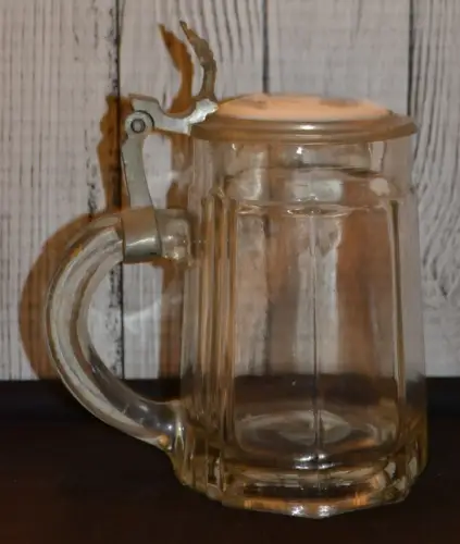 Bierkrug,Sonnenschein, 0,5 L, Glas, Zinndeckel mit Porzellanmedaillon, 19. Jhdt