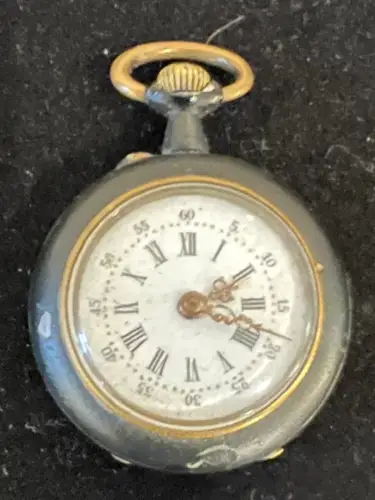 Taschenuhr, um 1920, klein, läuft nicht, für Bastler,Sammler,Ø 30 mm ohne Krone