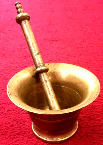Kleiner Mörser aus Bronze mit Stößel, 19. Jahrhundert