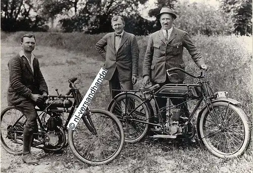 Puch - Monza LM2 - Doppelkolben-Rennmaschine - Archiv Verlag - nl-Versandhandel 