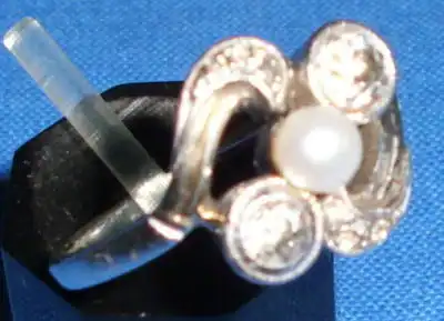 Feiner alter Brillant-Ring aus 585 Gold mit Perle