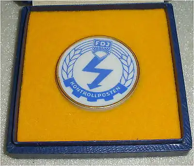 DDR Medaille "FDJ Kontrollposten" zum 25. Jahrestag  in OVP (da3421)