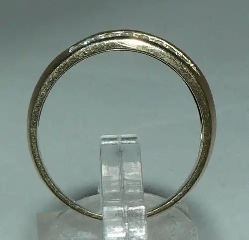 Ring aus 333er Gold mit weißen Steinen, Gr. 60/Ø 19,1 mm  (da4442)