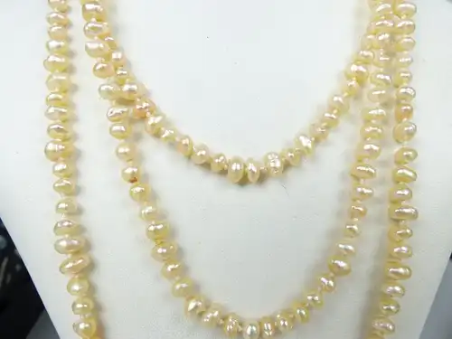 alte Perlen-Kette mit rosa Perlen (da5125)