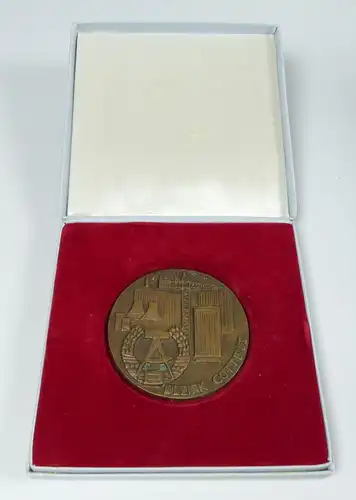 Bronze Medaille 20 Jahre DDR in OVP (da5456)
