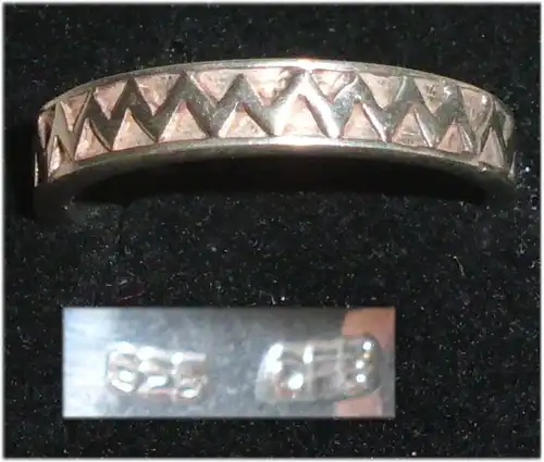 Ring aus 925er Silber,  Gr. 58, Ø 18,5 mm  (da3691)