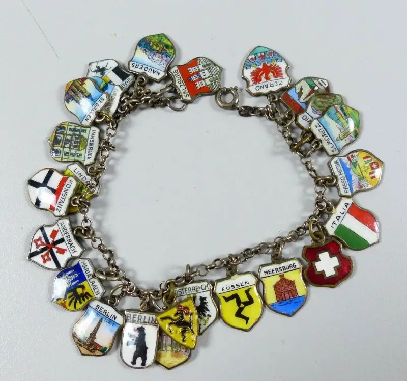 original altes Bettelarmband aus835 Silber 24 Anhänger   (da5602) 0