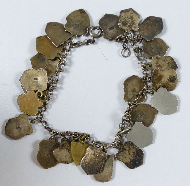Pin Auf Vintage Charms And Bracelets