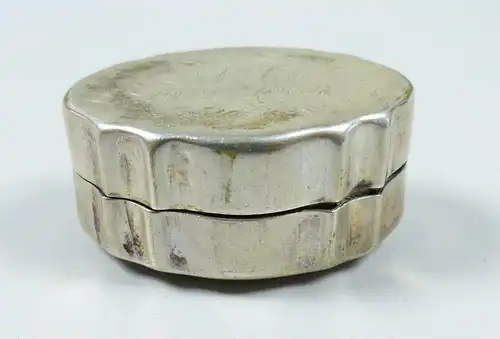 Pillendose 800 Silber mit Monogramm S. C.  1939 - 1964  (da5660)