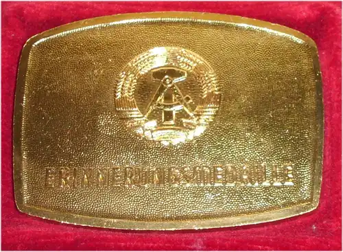 DDR Medaille II. Meisterschaft der DDR im Schiffsmodellsport in OVP (da3303)