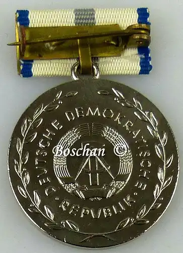Medaille für treue Dienste im Gesundheits- und Sozialwesen in Silber (AH251b)