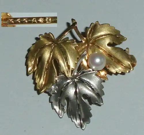 Tolle Brosche aus 333er Gold zweifarbig Weiß- u. Gelbgold mit Perle (da4237)