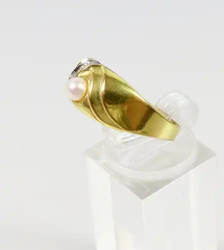 Ring aus 333 Gold mit Perle und winzigem Diamant, Gr. 64/Ø 20,3 mm  (da5980)