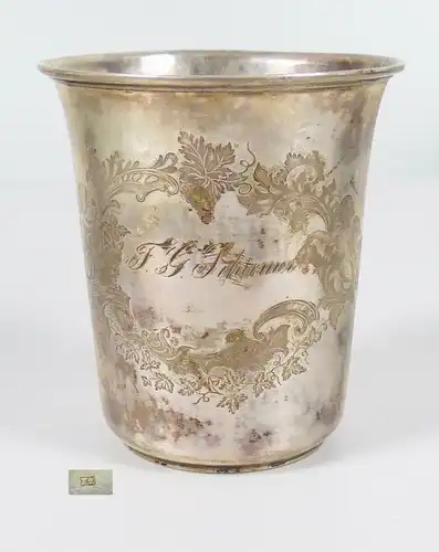 Alter Becher von 1863 12 Lot=750 Silber sehr fein mit Gravur (da5995)
