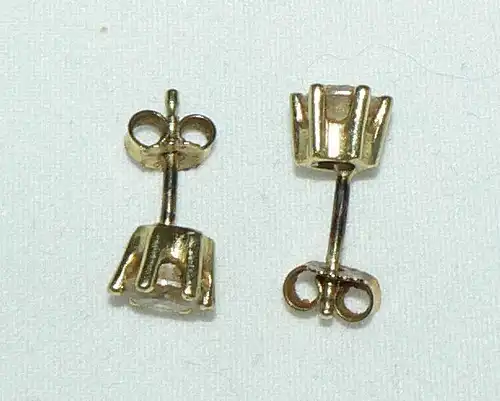 Ohrringe/Stecker aus 333er Gold mit Zirkonia   (da4396)