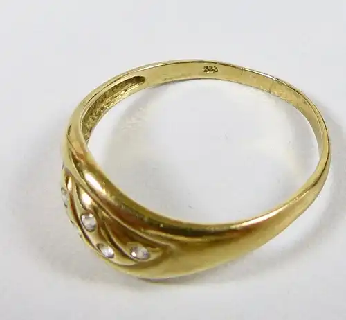 Ring aus 333 Gold mit Zirkonia, Gr. 63/Ø 20 mm  (da5978)