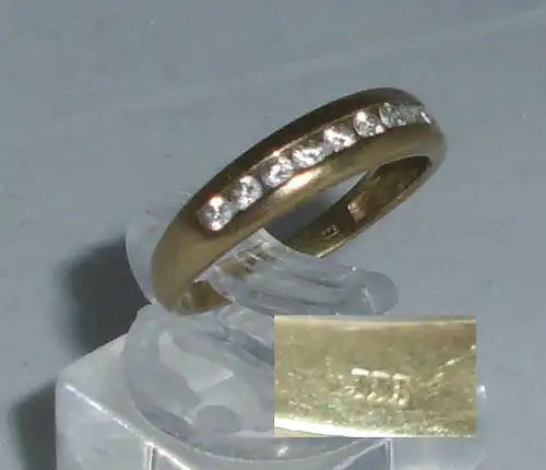 Ring aus 333er Gold mit weißen Steinen, Gr. 54/Ø 17,2 mm  (da4441)