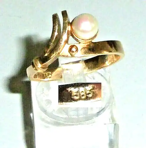 Ring aus 585 Gold mit Perle Größe 63