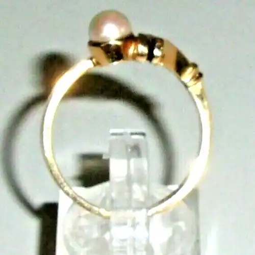 Ring aus 585 Gold mit Perle Größe 63