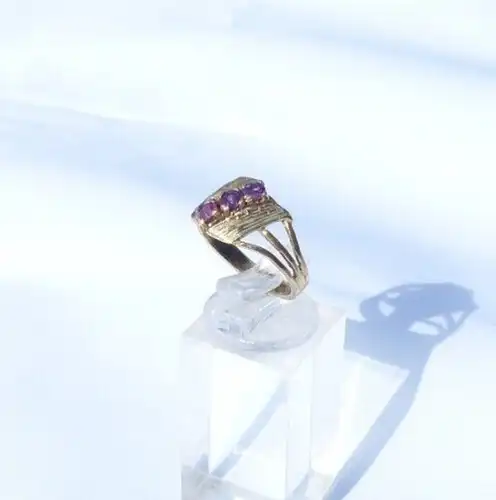 Ring  aus 835 Silber vergoldet mit Amethyste  Größe 52