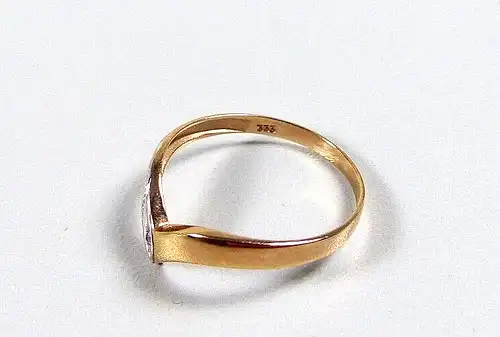 Ring aus 333 Gold mit Diamant 0,01 ct. Größe 54