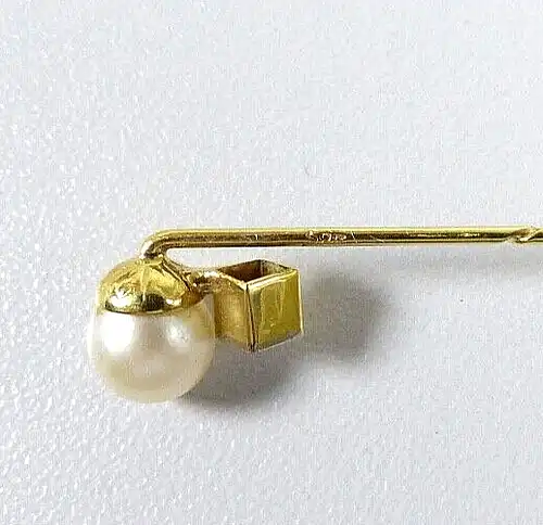 Krawattennadel aus 585 Gold mit Perle und Diamant 0,02 ct.