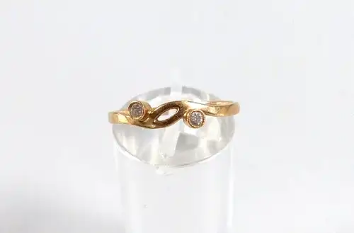 Ring aus 583 Gold russisch mit Zirkonia, Gr. 57