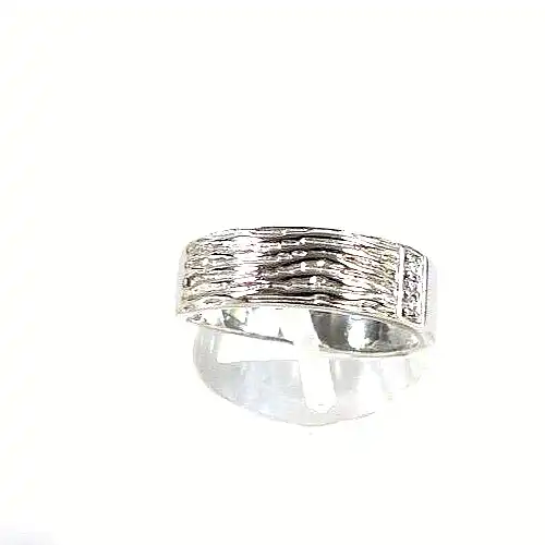 Ring aus 925 Silber mit drei Zirkonia Größe 56 neuwertig