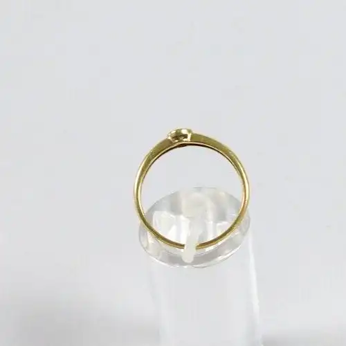 Ring aus 585 Gold mit Diamant 0,05 ct., Gr. 56