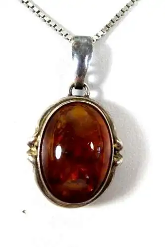 Kette mit Anhänger aus 835 Silber Fischland mit Bernstein Amber