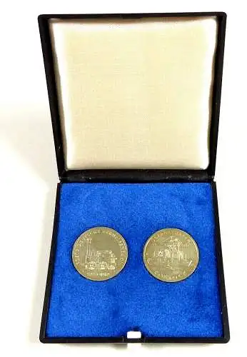 Ehrengabe Schachtel mit 2 Stück 5 Mark Münzen der DDR 1988