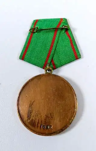 DDR Medaille für vorbildlichen Grenzdienst Nr. 1692 Bartel 132 a von 1954