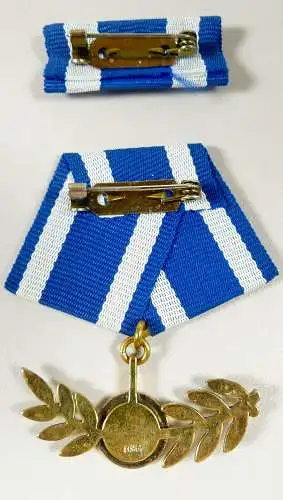 DDR Orden Ehrenzeichen für Körperkultur und Sport 835 Silber Bartel 228 b