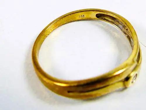 Ring aus 333 Gold mit weißem Stein Größe 55