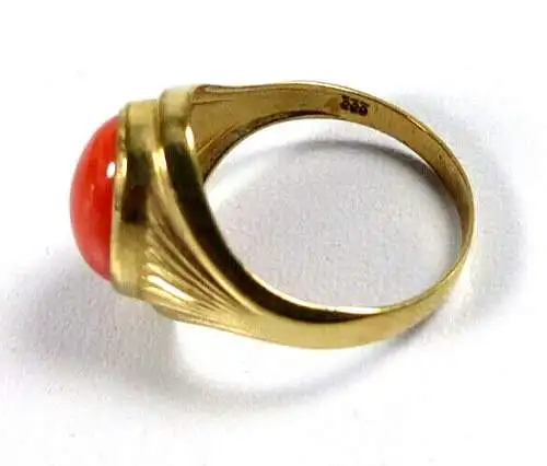 Ring aus 333 Gold mit Koralle Größe 55