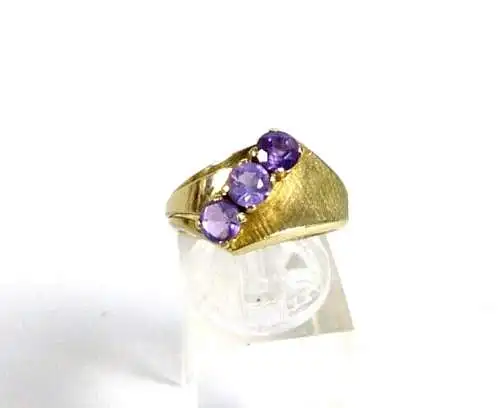 Ring aus 333 Gold mit Amethyste Größe 59