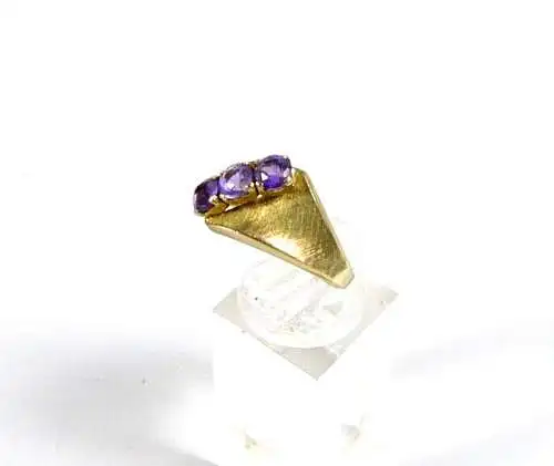 Ring aus 333 Gold mit Amethyste Größe 59