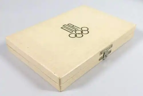 DDR Fünf Medaillen zur Förderung des Olympischen Gedankens 1973 in OVP    selten