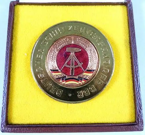 seltene Medaille Deutscher Schützenverband der DDR in OVP goldfarben
