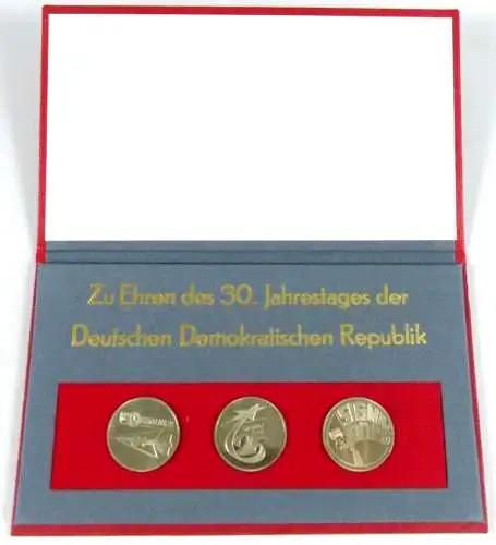 3 Medaillen Signal DDR 30 in OVP sehr selten