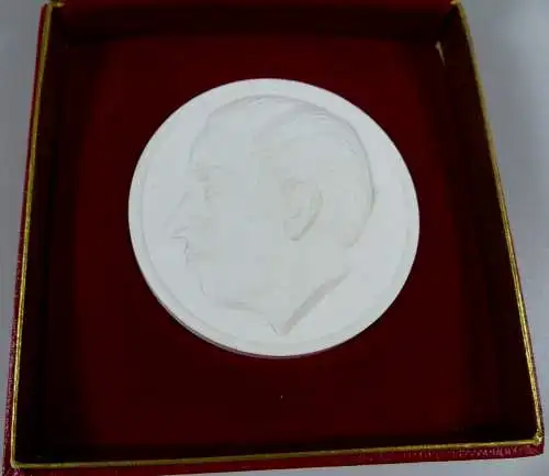 DDR Medaille Für ausgezeichnete Leistungen KfZ Ausbildung der GST  in OVP