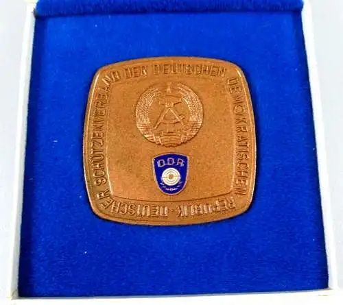 DDR Medaille Weltmeisterschaften im Sportschiessen Suhl 1986 in OVP