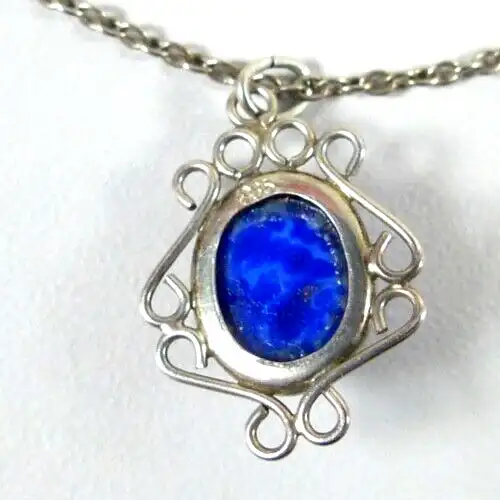 Kette und Anhänger aus 835 Silber mit Lapislazuli