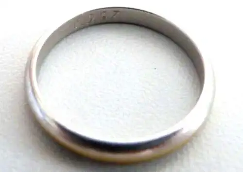 Freundschaft Ring aus 950 Platin graviert 6.9.97 Größe 59