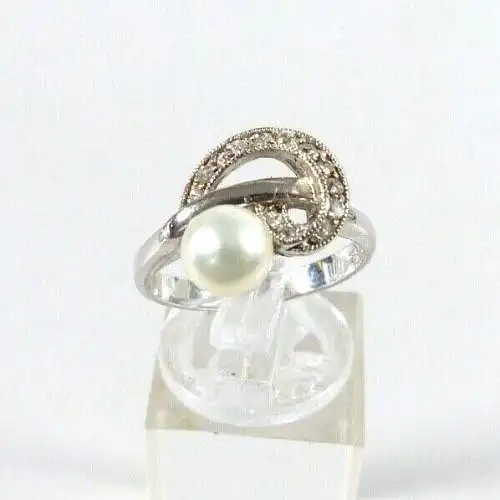 Ring aus 925 Silber mit Perle und Zirkonia  Größe 56