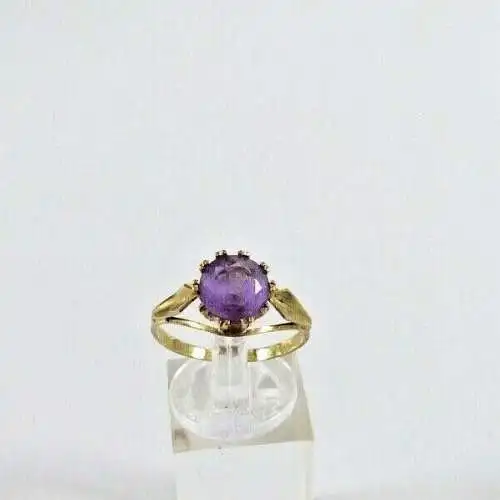 Ring aus 333 Gold mit Amethyst  Größe 62