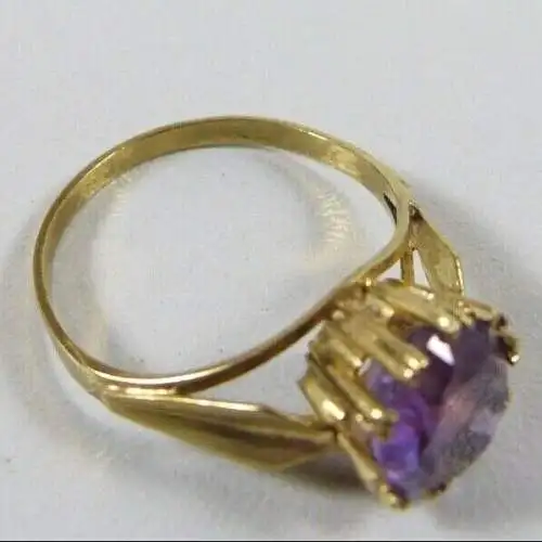 Ring aus 333 Gold mit Amethyst  Größe 62