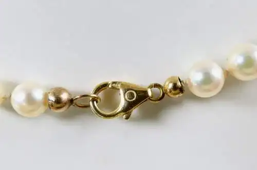 Perlen-Kette mit Verschluß aus 585 Gold  (da6969)