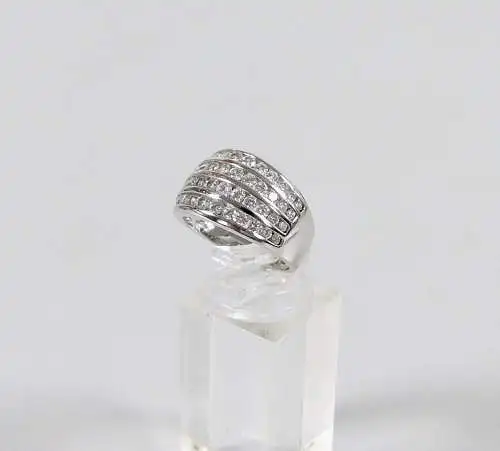 Ring aus 925 Silber mit weißen Edelsteinen, Gr. 57/Ø 18 mm  (da6934)