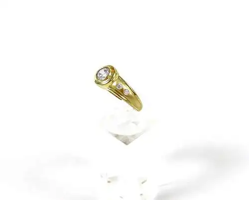 Ring aus 333 Gold mit Zirkonia, Gr. 54/Ø 17,2 mm  (da6781)